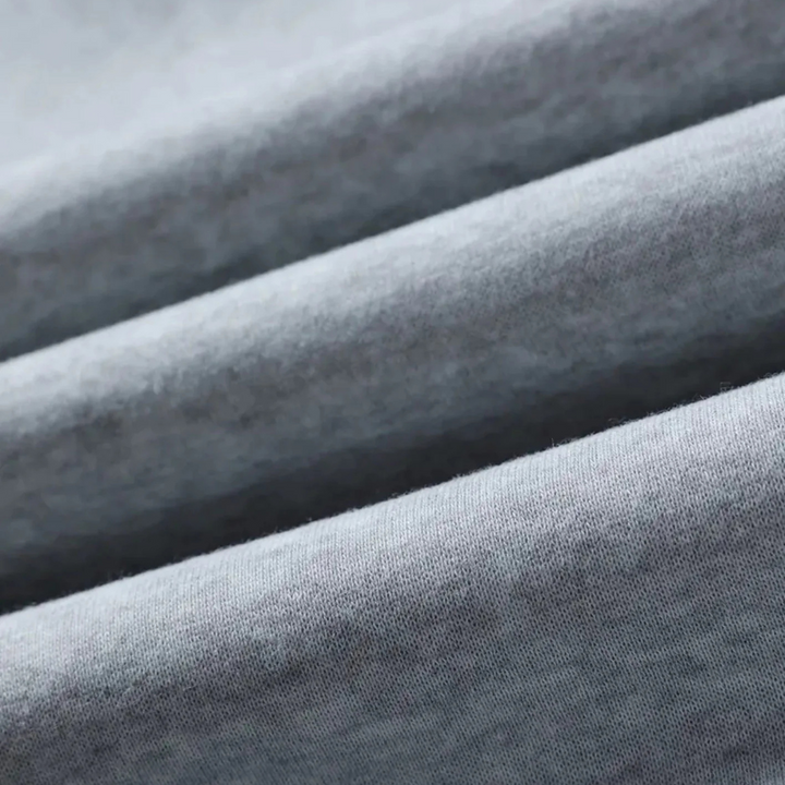 Marlene Oktoberfest Kapuzenpullover | Femininer Lederhosen-Print Pulli für Damen