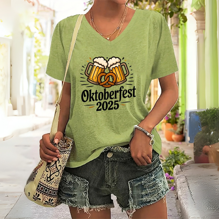 Marlene Oktoberfest T-Shirt | Lässiges Bierfest V-Neck Shirt mit Brezel-Motiv für Damen