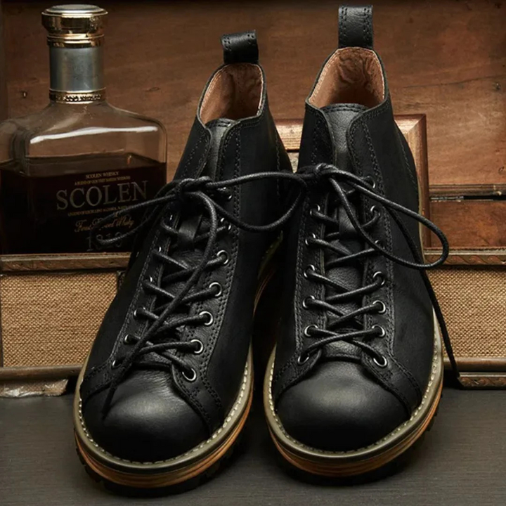 Tobias Schnürstiefel Oktoberfest | Elegante Herren Lederlookstiefel im Vintage-Style