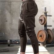 Tom Jogginghose Herren | Dehnbare Slim Fit Sporthose mit Seitentaschen für Fitness Training