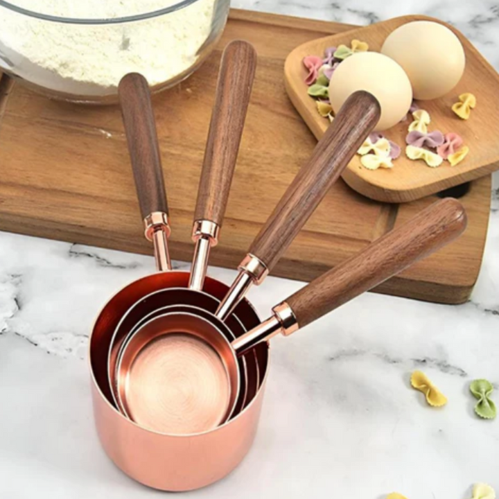 Kupfer-Messbecher-Set | Hochwertiges Edelstahl-Küchenbesteck mit Walnussholz-Griffen