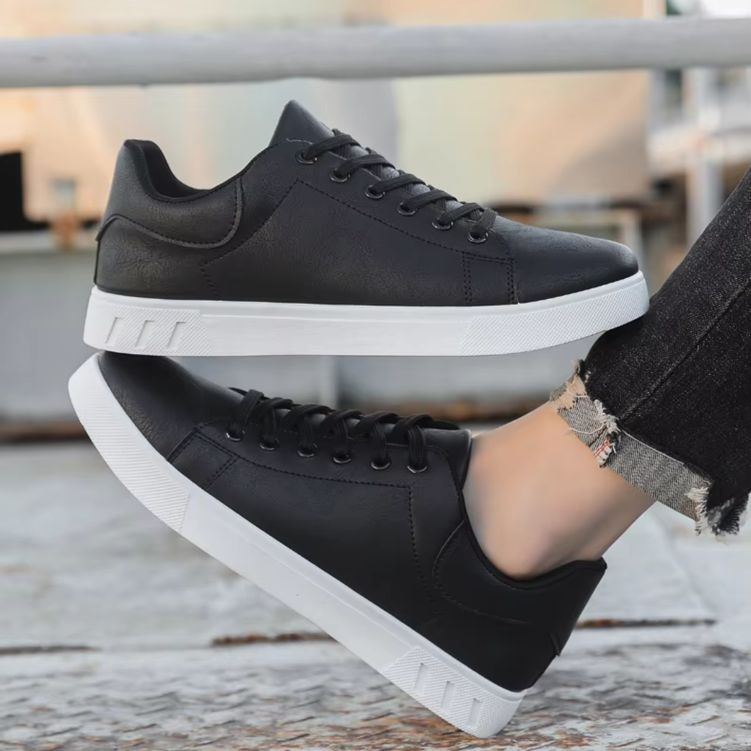 Leon Casual Sneaker | Flacher Herren Sneaker mit atmungsaktivem Kunstleder