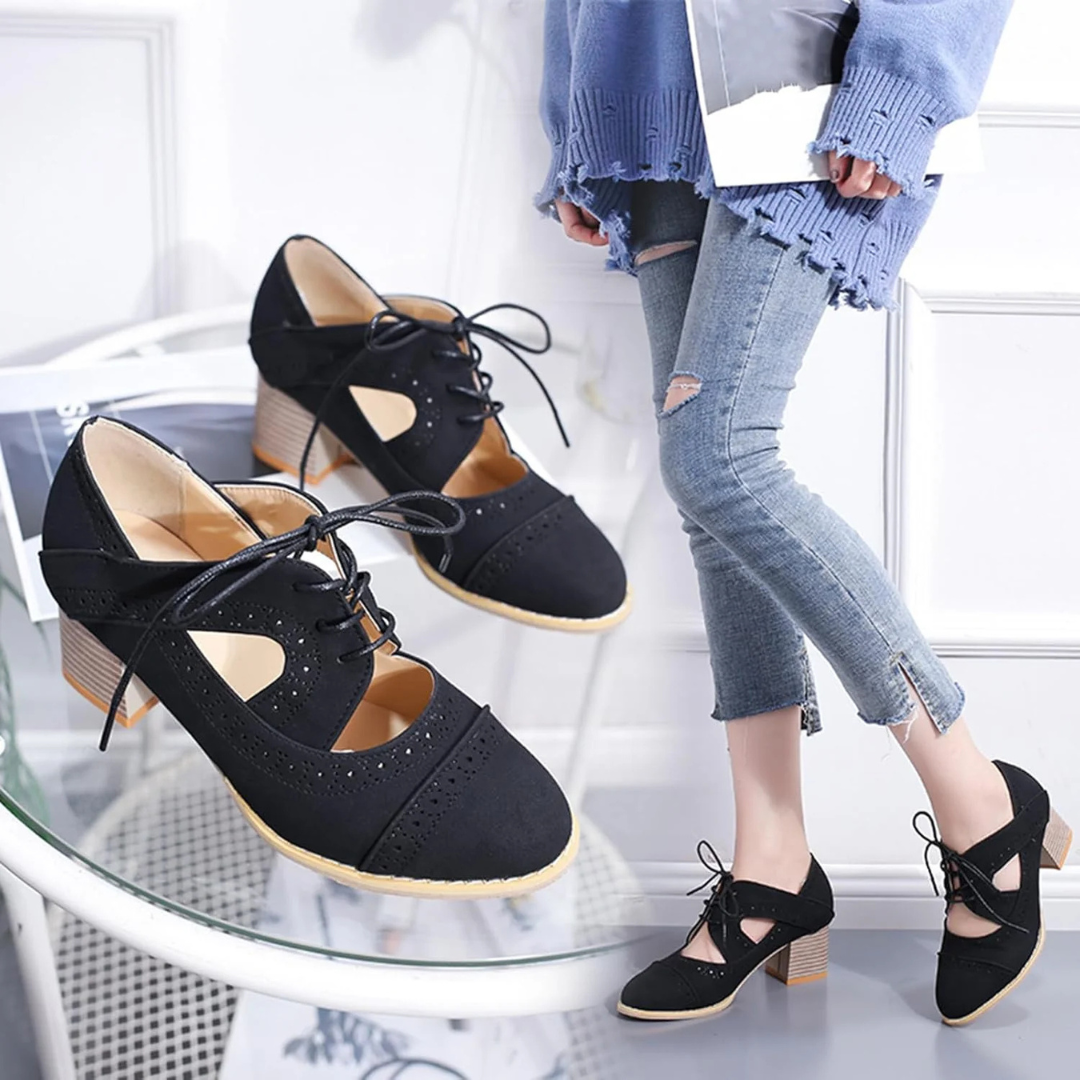 Emma Oktoberfest Schuhe | Vintage Trachten-Pumps mit Schnürung in Wildleder-Optik für Damen