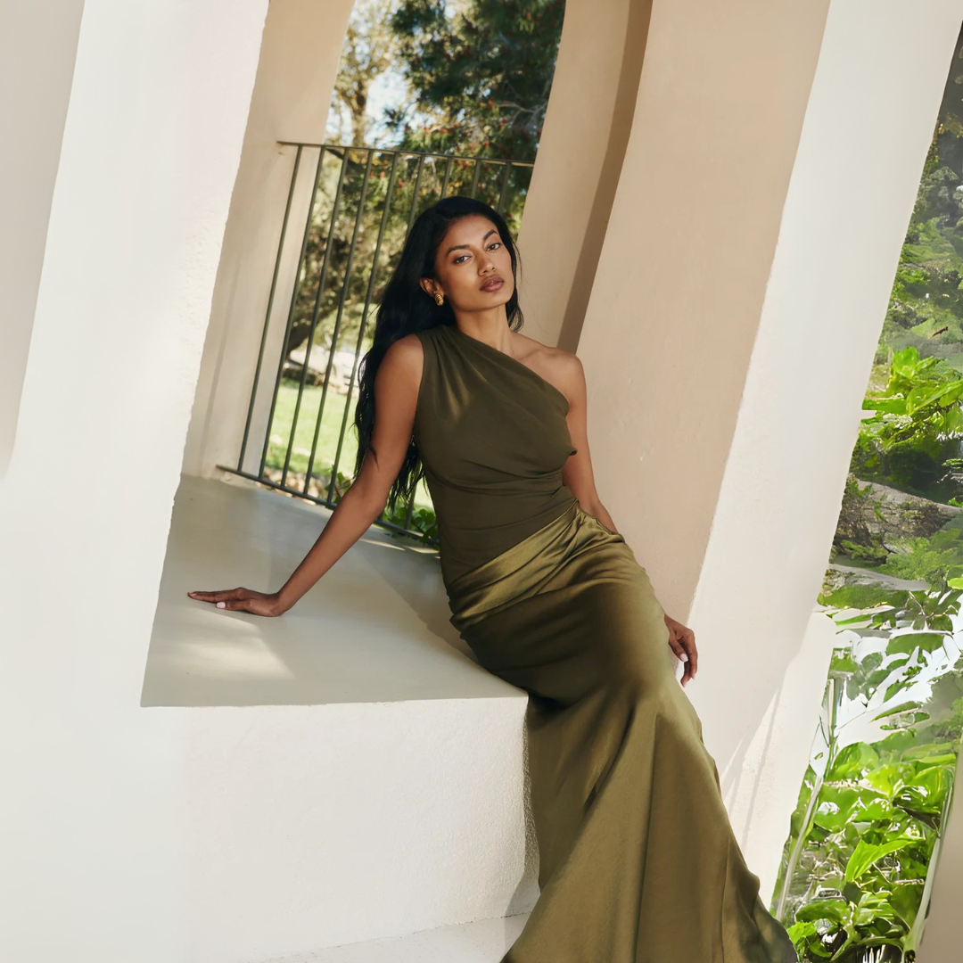 Helga One-Shoulder Kleid | Elegantes Sommerabendkleid für Frauen
