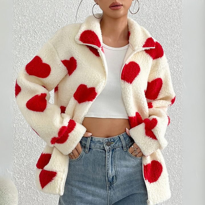 Fleecejacke für den Herbst - Stilvolle Teddyjacke mit Herzmotiven für Damen