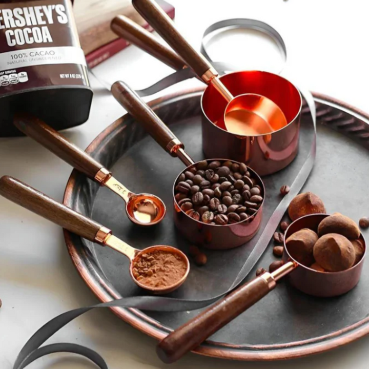 Kupfer-Messbecher-Set | Hochwertiges Edelstahl-Küchenbesteck mit Walnussholz-Griffen