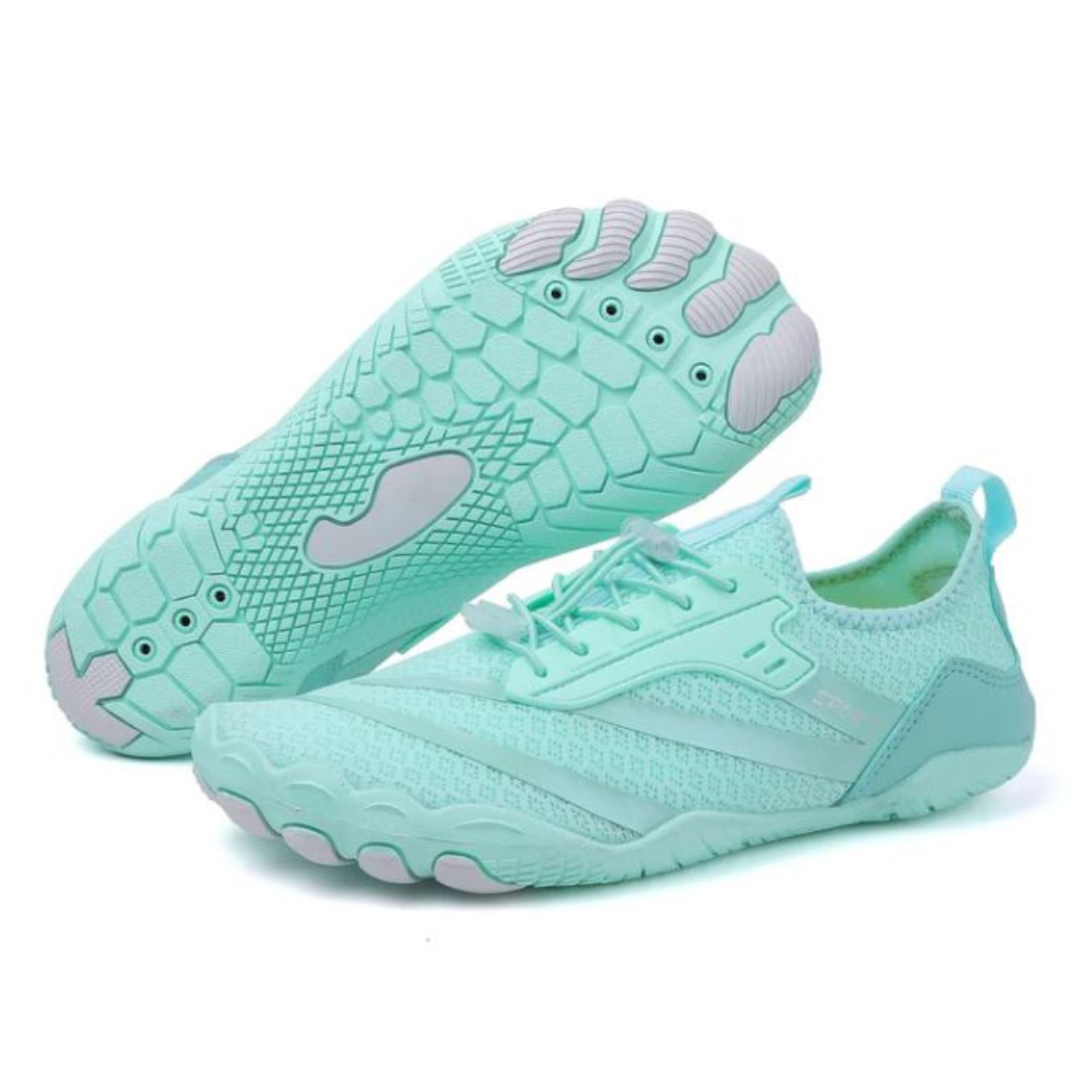 Türkisfarbene Barfußschuhe mit rutschfester Sohle, ideal für Outdoor-Aktivitäten. Leichtes, atmungsaktives Design für maximalen Komfort.
