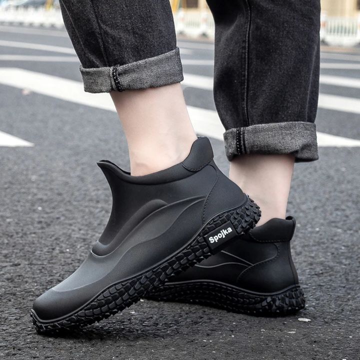 Regenstiefel für den Herbst - Halbhohe Wasserdichte PVC Gummistiefel mit rutschfester Sohle für Herren
