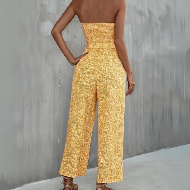 Mila Jumpsuit | Lässiger trägerloser Jumpsuit mit Knopfverzierung für Frühling & Sommer