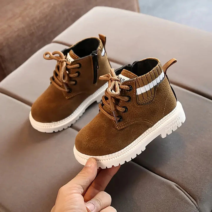 Baby Stiefel | Perfekte, gut sitzende Stiefel für die ersten Schritte