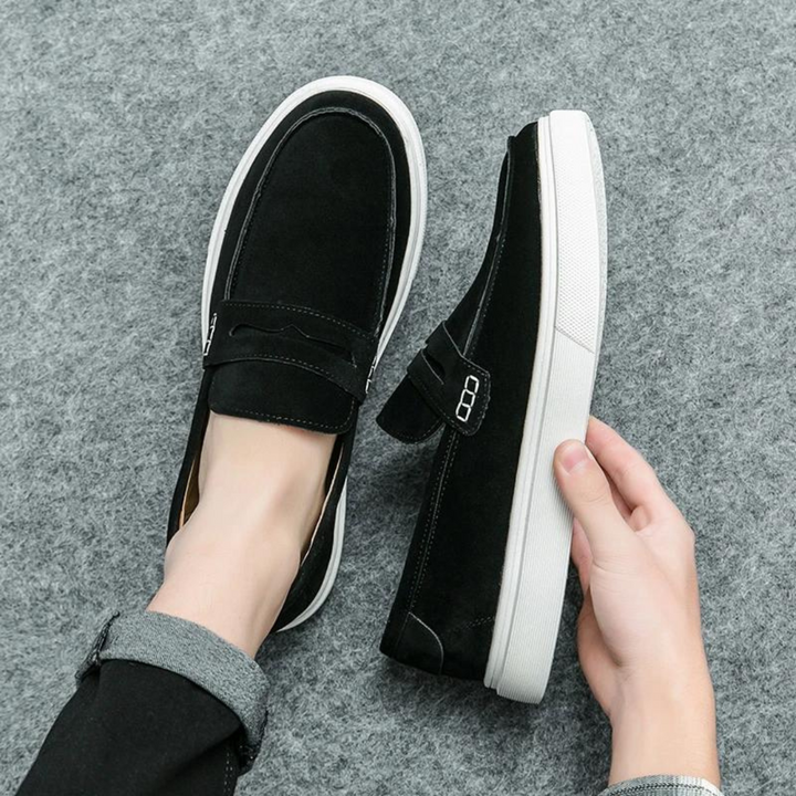 Max Loafers | Premium-Leder-Slipper mit weißen Sohlen