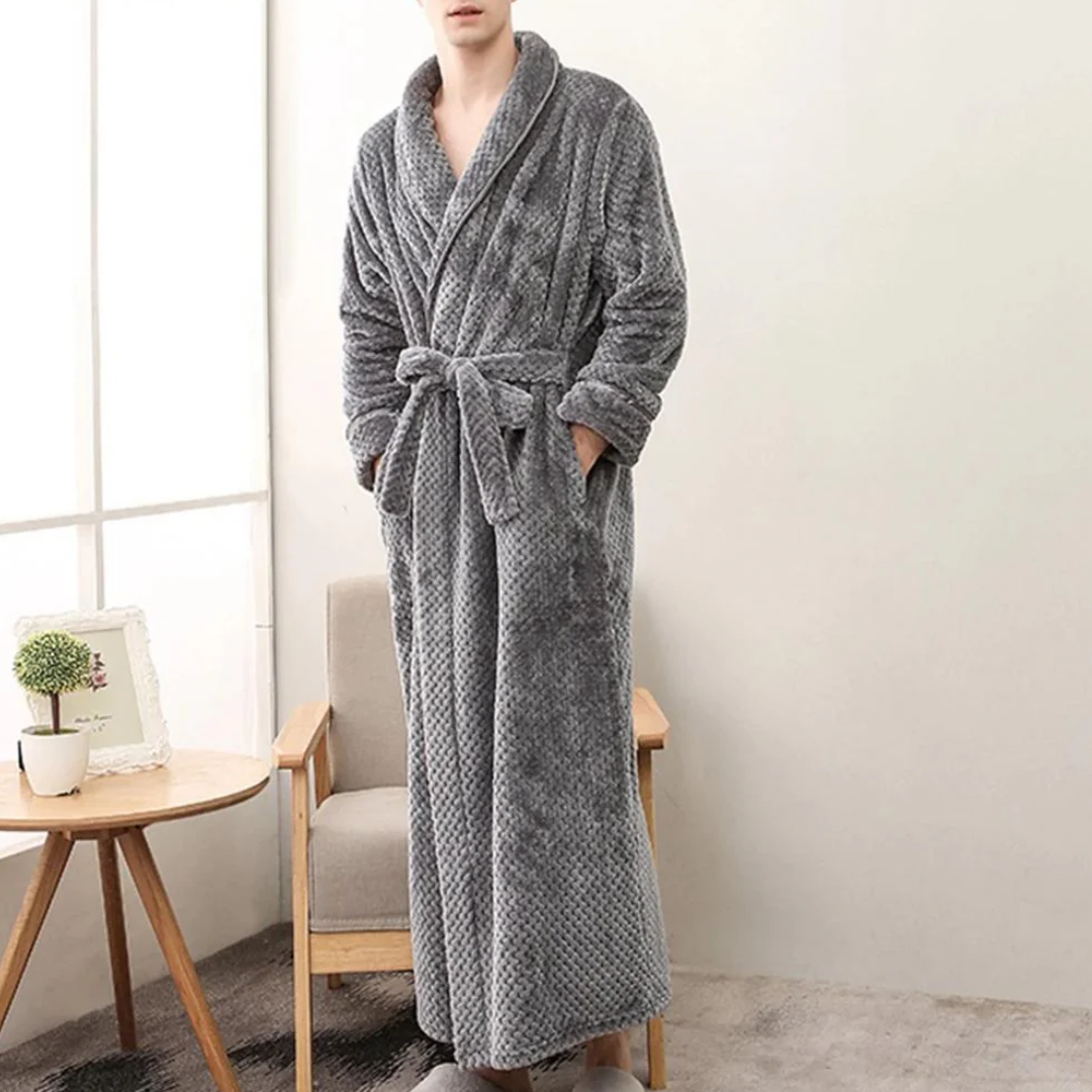 Kuscheliger Unisex Winterbademantel aus weichem Fleece