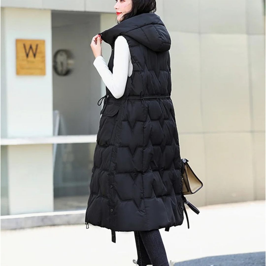 Lange Steppweste für kalte Tage - Stilvolle Daunenweste mit Kapuze für Damen