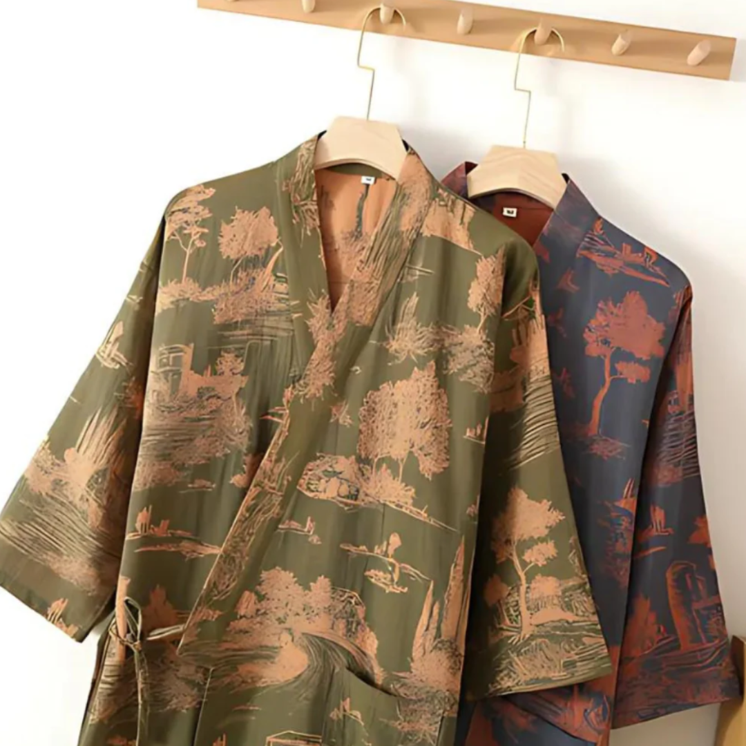 Kimono-Bademantel mit Waldmotiv aus weicher Baumwolle