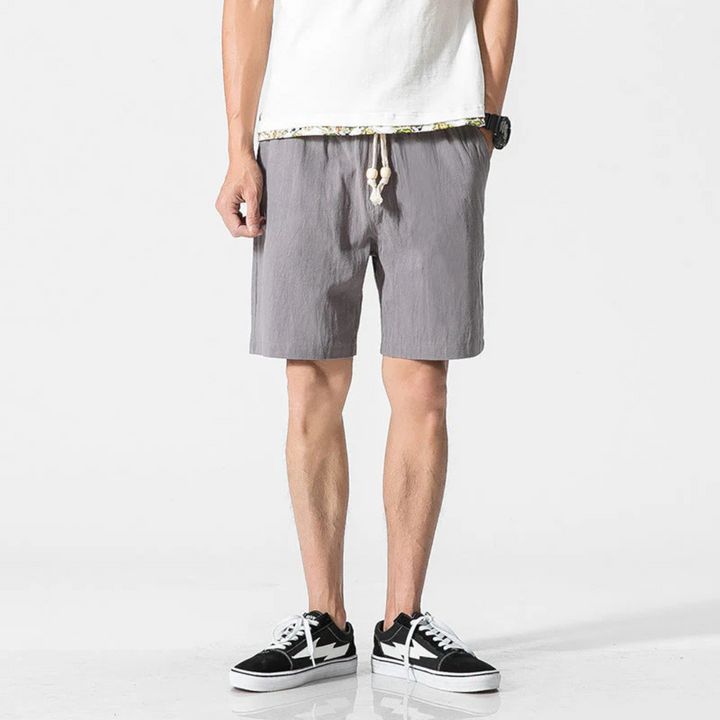 Claus Shorts | Atmungsaktive Herren Shorts mit Kordelzug für heiße Tage
