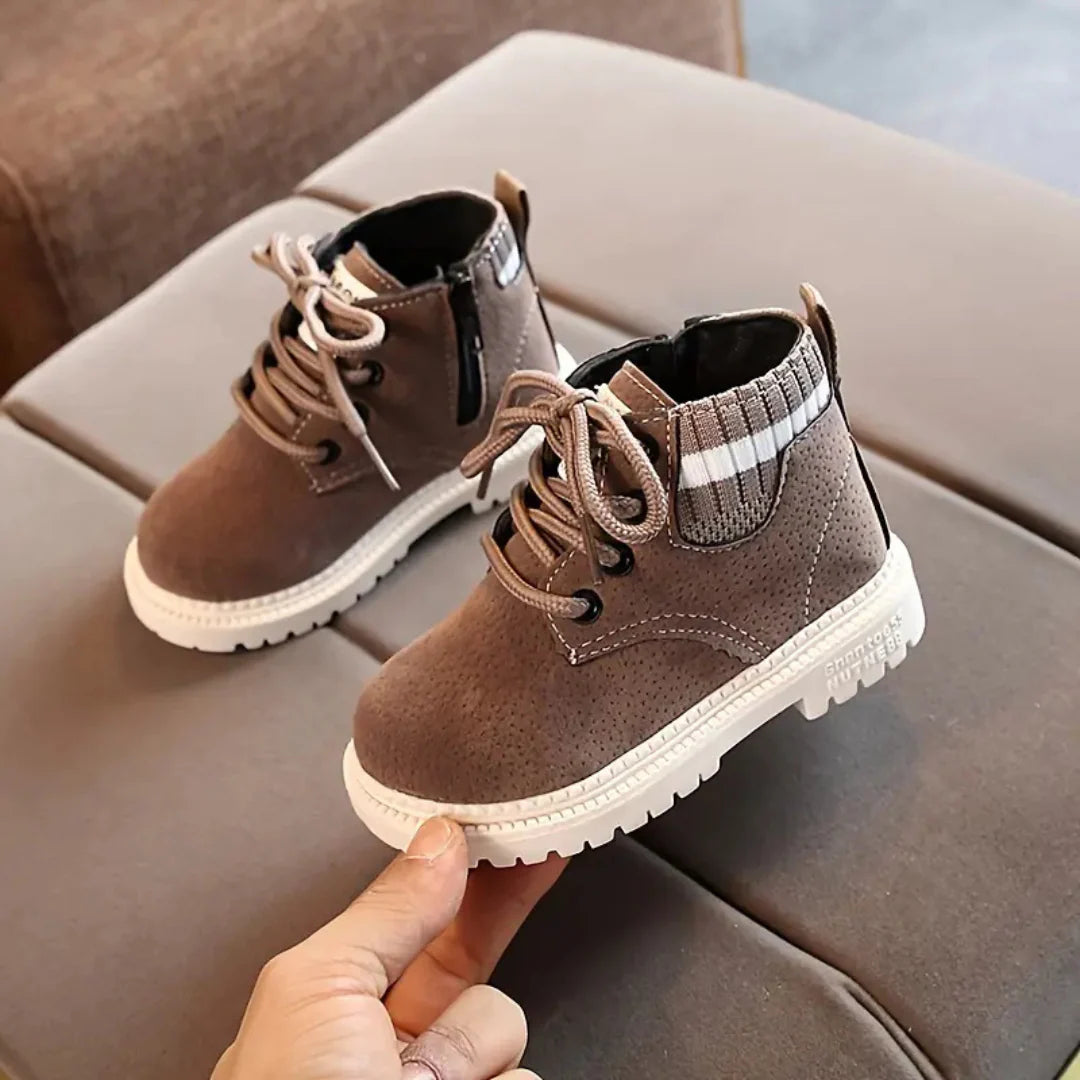 Baby Stiefel | Perfekte, gut sitzende Stiefel für die ersten Schritte