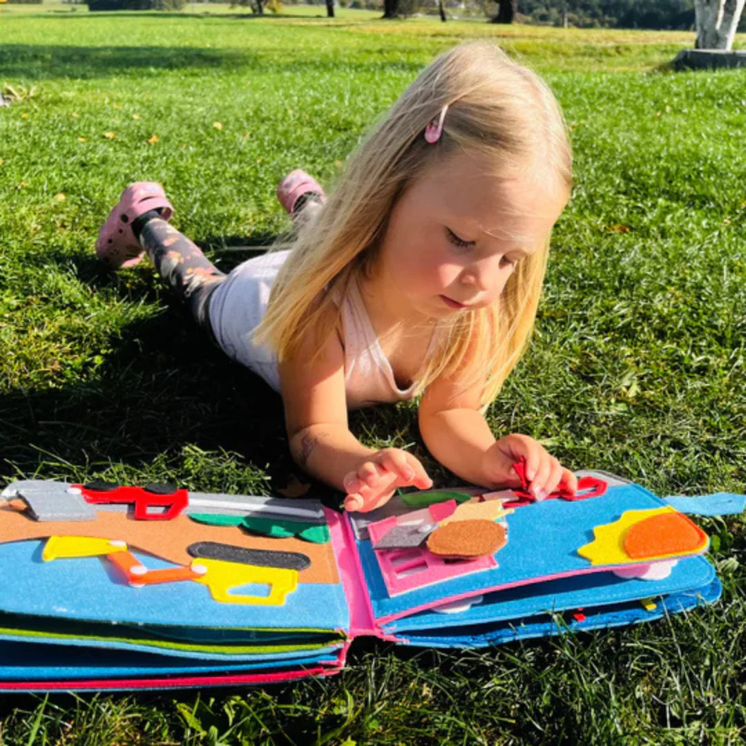 Montessori Fühl- und Spielbuch