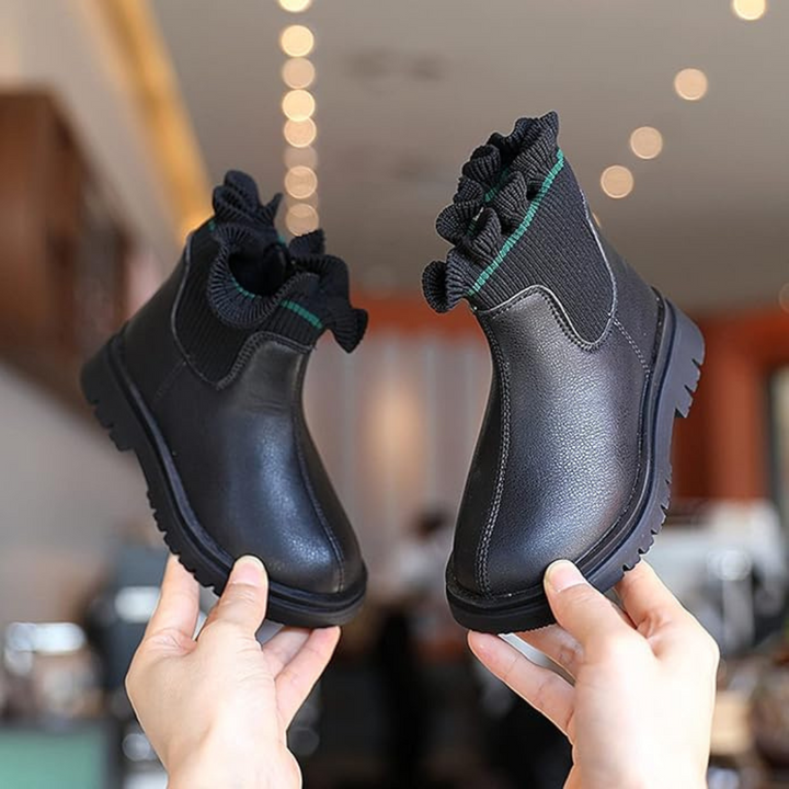Kinder Stiefel | Perfekte, modische und gut sitzende Stiefel für die ersten Schritte