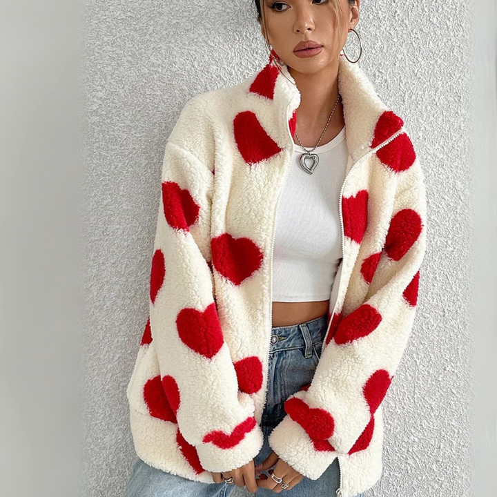 Fleecejacke für den Herbst - Stilvolle Teddyjacke mit Herzmotiven für Damen