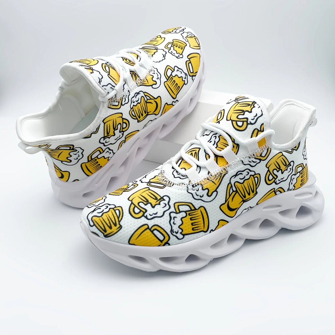 Unisex Oktoberfest Sneaker | Lässige Bierfest Sportschuhe mit Bierkrug-Print