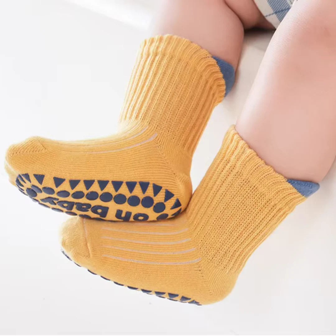Anti-Rutsch Socken | Niedliches 3er-Set Anti-Rutsch-Socken für Kinder