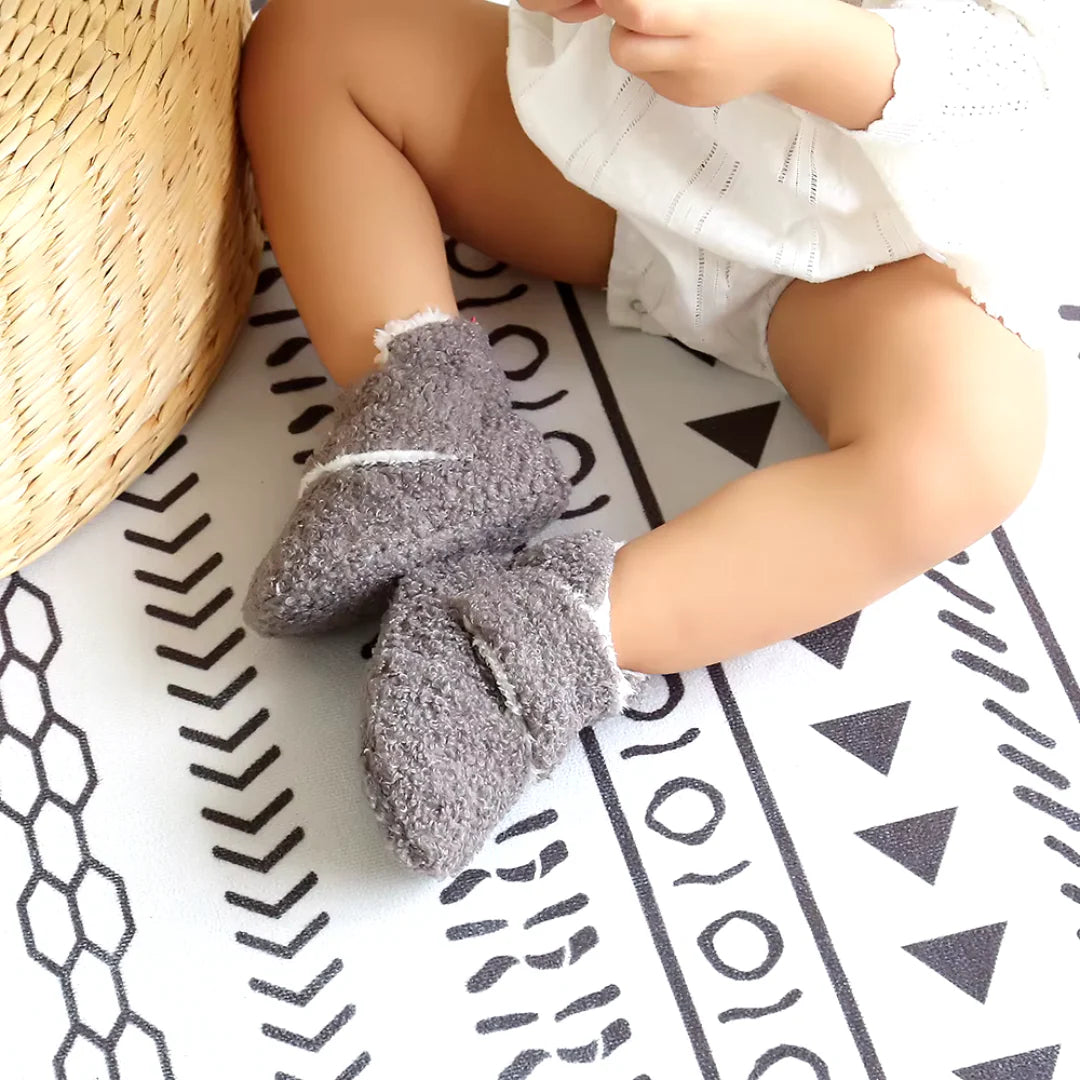 Teddy Hausschuhe | Warm gefütterte Kinderhausschuhe gegen kalte Füße