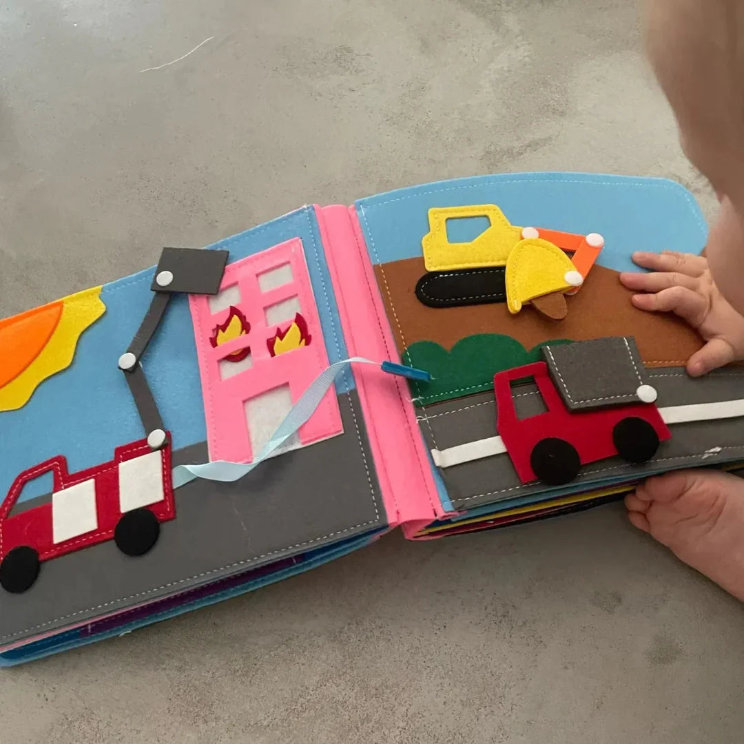 Montessori Fühl- und Spielbuch