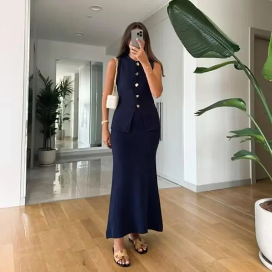 Helga 2-teiliges Set | Modisches Damen Set mit Knopfleiste und Rundhals