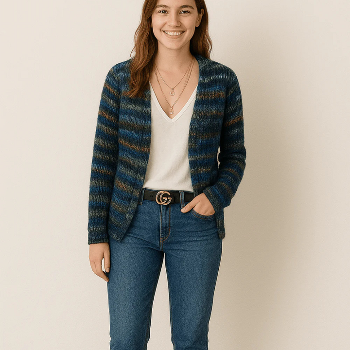 Strickjacke für den Herbst - Elegante farbige Strickjacke für Damen