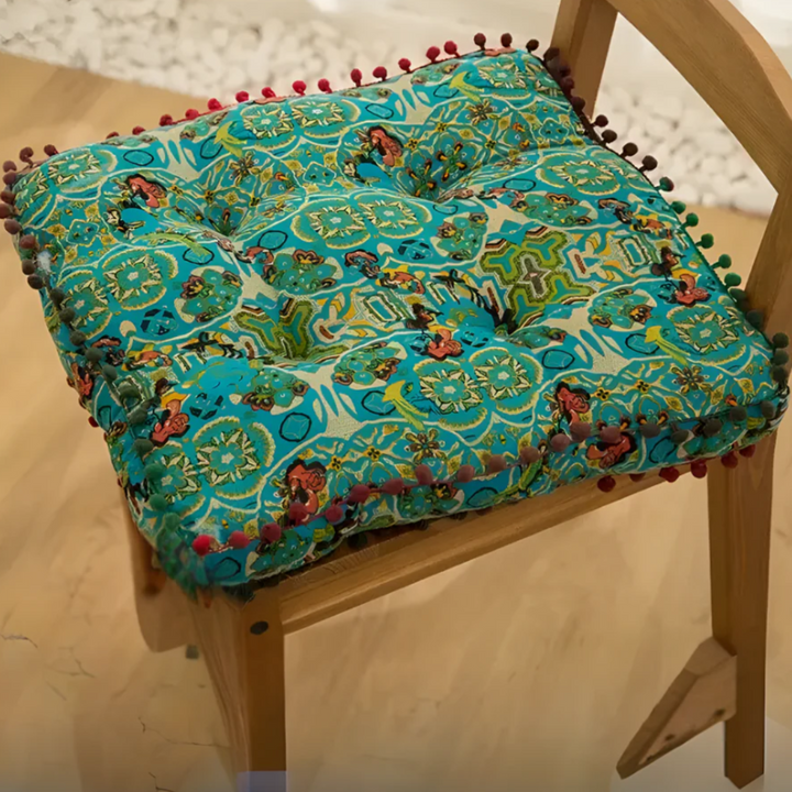 Böhmisches Bodenkissen mit Stickerei | Kunstvolles Sitzkissen mit orientalischen Mustern für Zuhause