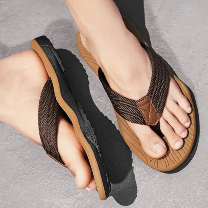Sebastian Comfort Slipper | Herren Ergonomische Zehentrenner mit Unterstützender Sohle Bequem