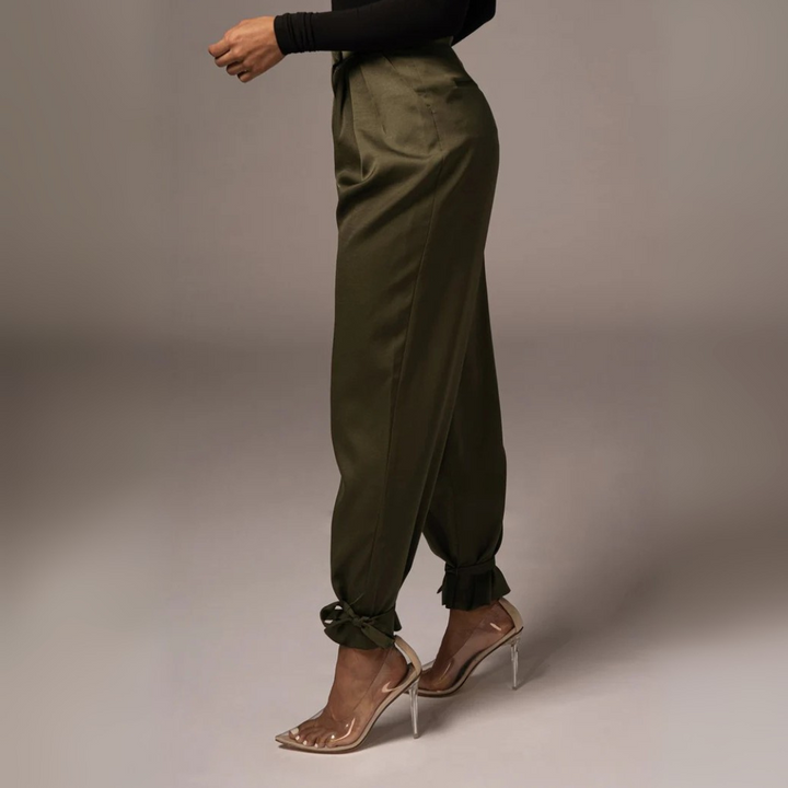 Claudia Satin-Hose | Elegante High-Waist Hose mit Schnürung für Frauen