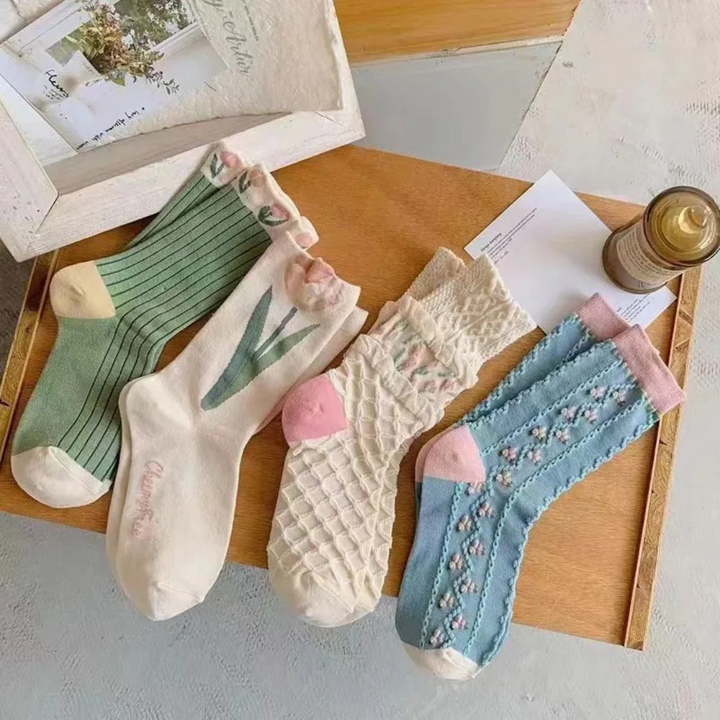 Magdalena Strümpfe Oktoberfest | Elegante Damen Socken mit Spitzendetails