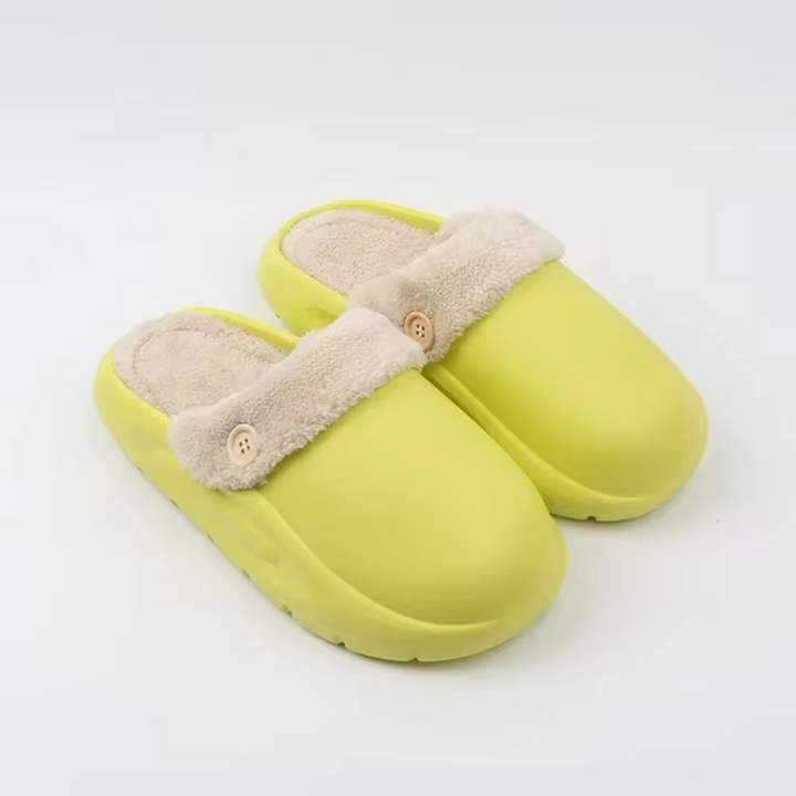 Gelbe Hausschuhe mit Plüschfutter und Knopfdetail, gemütliche Pantoffeln für Damen und Herren, rutschfeste Sohle, ideal für den Winter.