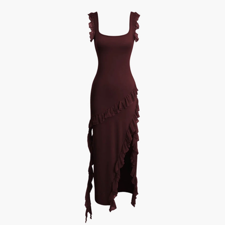 Bordeauxfarbenes Maxikleid mit Rüschen, ärmellos, elegantes Design, ideal für Abendveranstaltungen und Partys. Damenmode, stilvoll und modern.