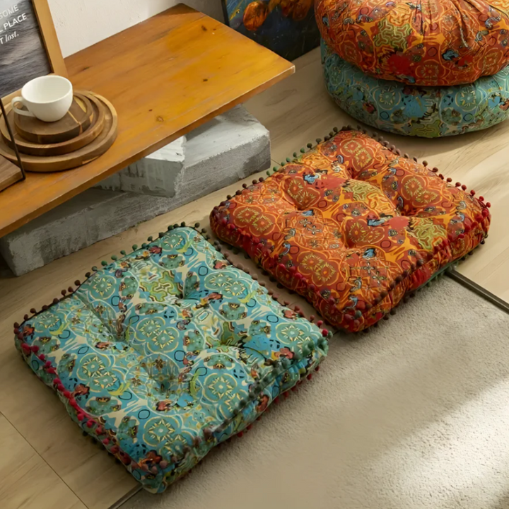 Böhmisches Bodenkissen mit Stickerei | Kunstvolles Sitzkissen mit orientalischen Mustern für Zuhause