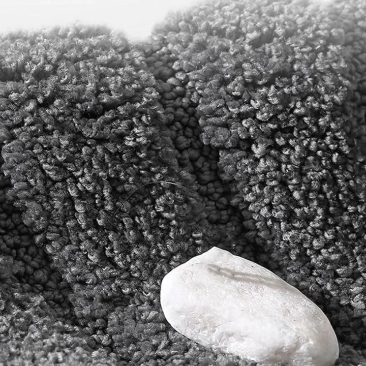 Cloud Luxe Beflockungsmatte | Premium Badteppich mit wolkenweicher Oberfläche