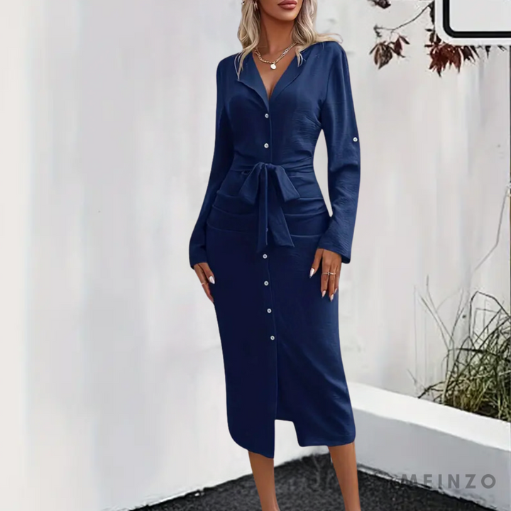 Elegantes dunkelblaues Damenkleid mit Knopfleiste und Taillengürtel, langärmlig, knielang, ideal für Büro oder Abendveranstaltungen.