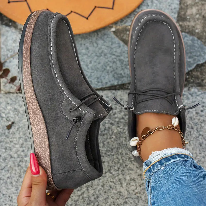 Tina Mokassin | Sommerliche Bequeme Loafer für Damen mit Schnürdetails