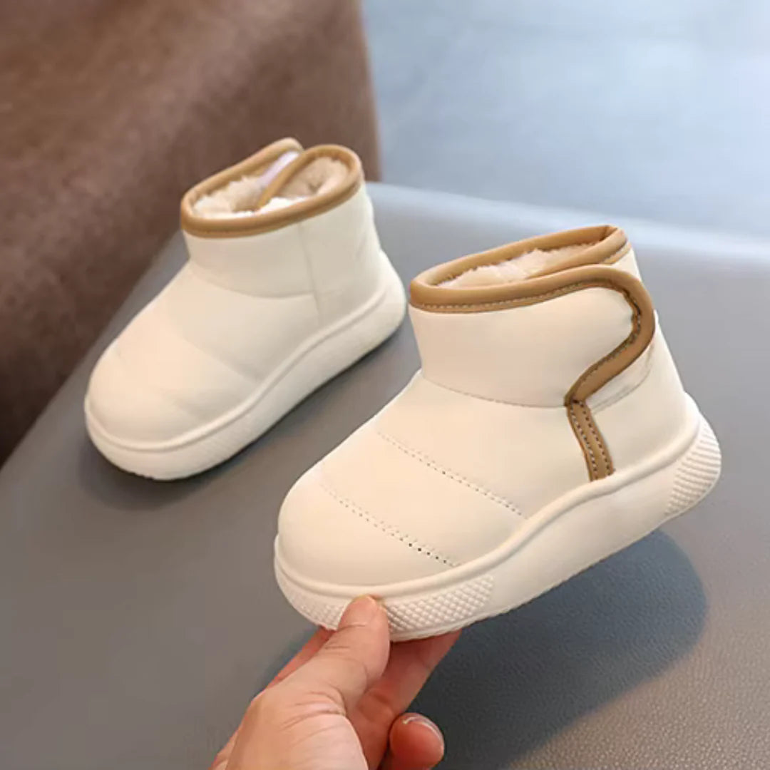 Comfy Stiefel | Perfekte, gut passende Kinderstiefel für die lang ersehnten ersten Schritte