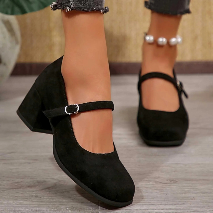 Viktoria Oktoberfest Pumps | Festliche Wildlederlook-Spangenpumps mit Schnalle für Damen