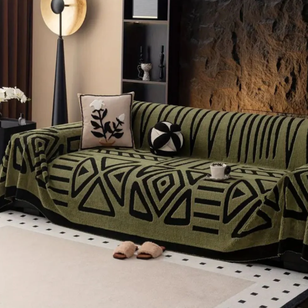 Luxury Maze Sofahusse | Stilvoller Schutz vor Flecken und Tierhaaren