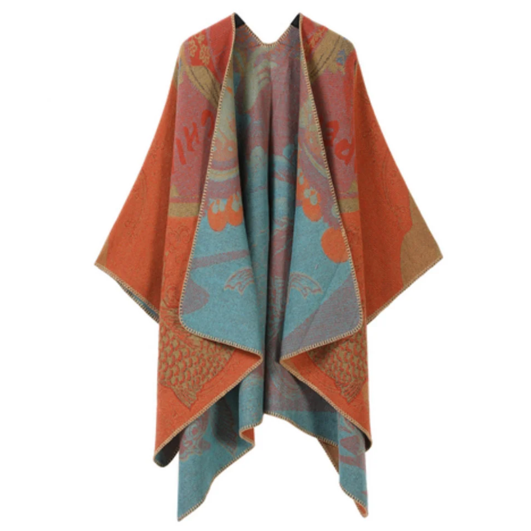 Runenstein Reversible Poncho aus weichem Kaschmirimitat mit Fischmotiven