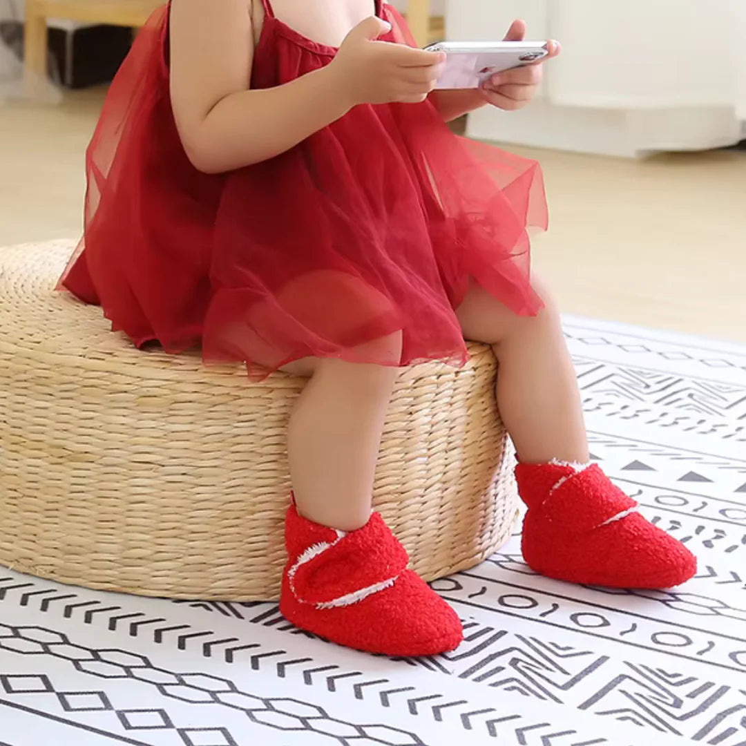 Teddy Hausschuhe | Warm gefütterte Kinderhausschuhe gegen kalte Füße