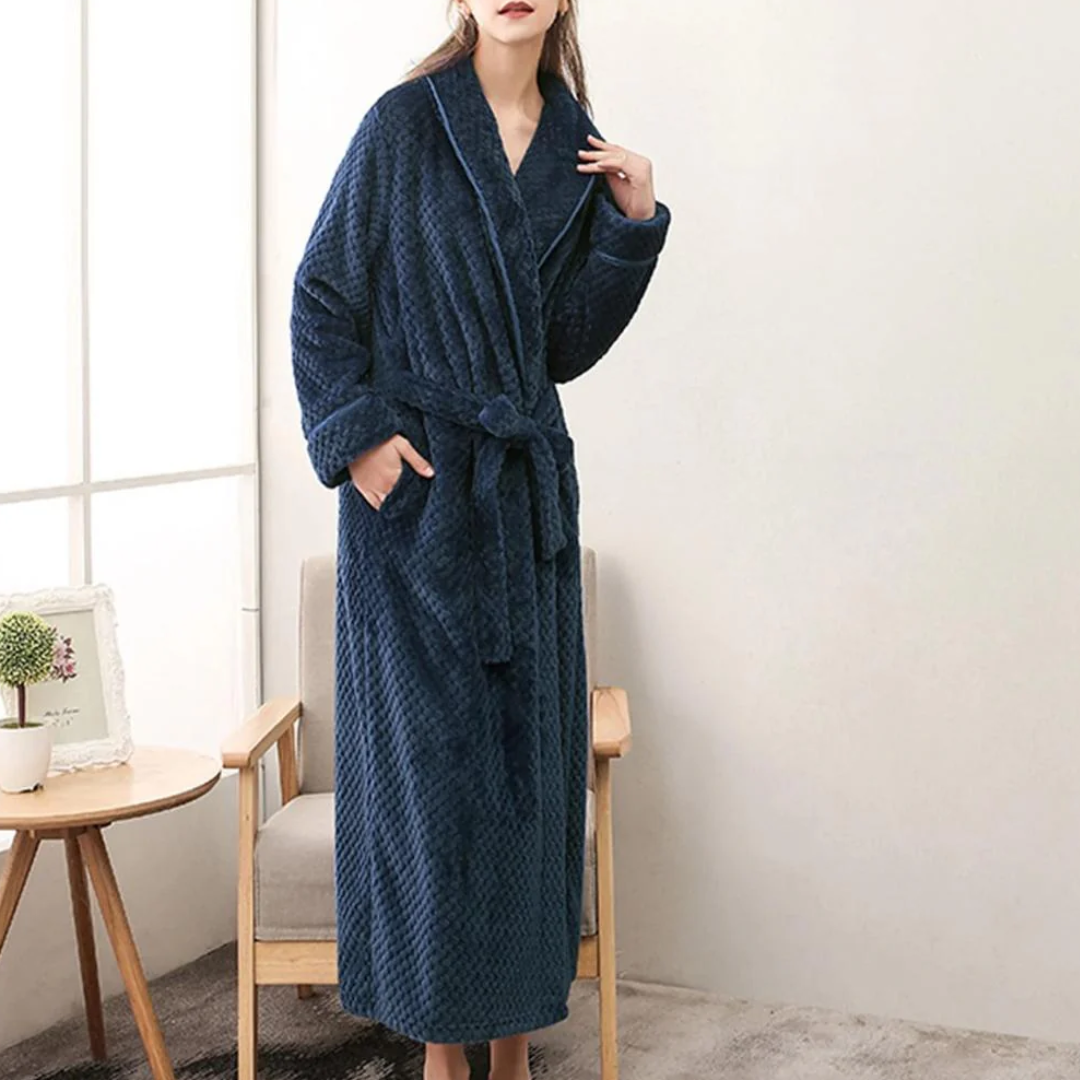 Kuscheliger Unisex Winterbademantel aus weichem Fleece