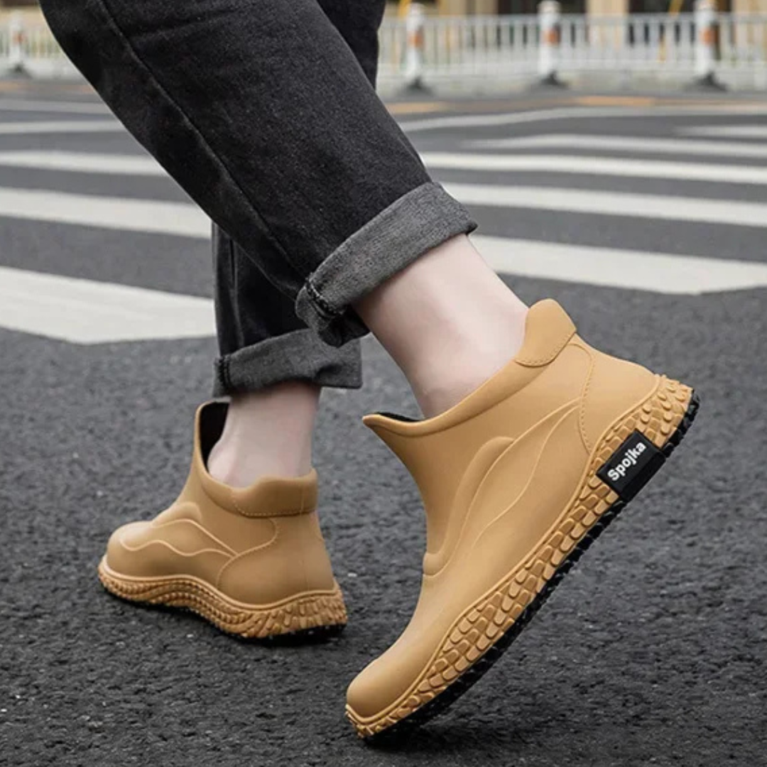 Regenstiefel für den Herbst - Halbhohe Wasserdichte PVC Gummistiefel mit rutschfester Sohle für Herren