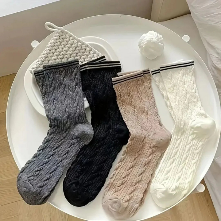 Magdalena Strümpfe Oktoberfest | Elegante Damen Socken mit Spitzendetails