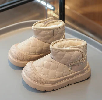 Comfy Stiefel | Warme gefütterte Kinderstiefel mit weiter Öffnung für jede Fußform