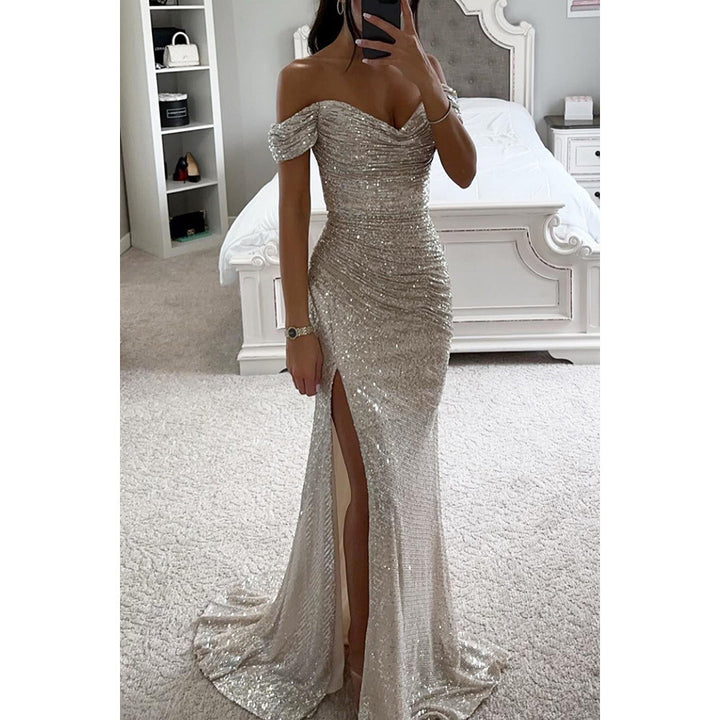 Hilda Kleid | Atemberaubendes schulterfreies Maxikleid mit Pailletten und Falten